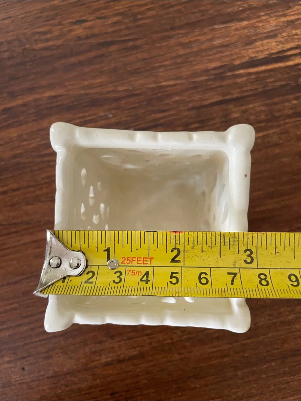 Set of 3 White Ceramic Lattice Footed Tea Light Holders